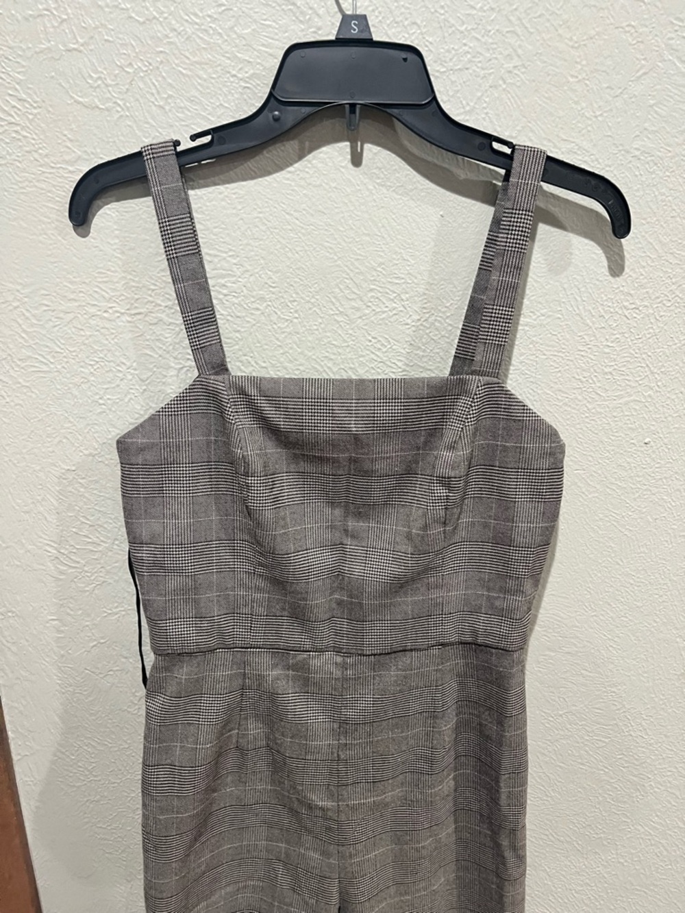Gianni Bini Gray Plaid Wide-Leg Sleeveless Jumpsuit Size 6 EUC Chic Office - Picture 2 of 3
